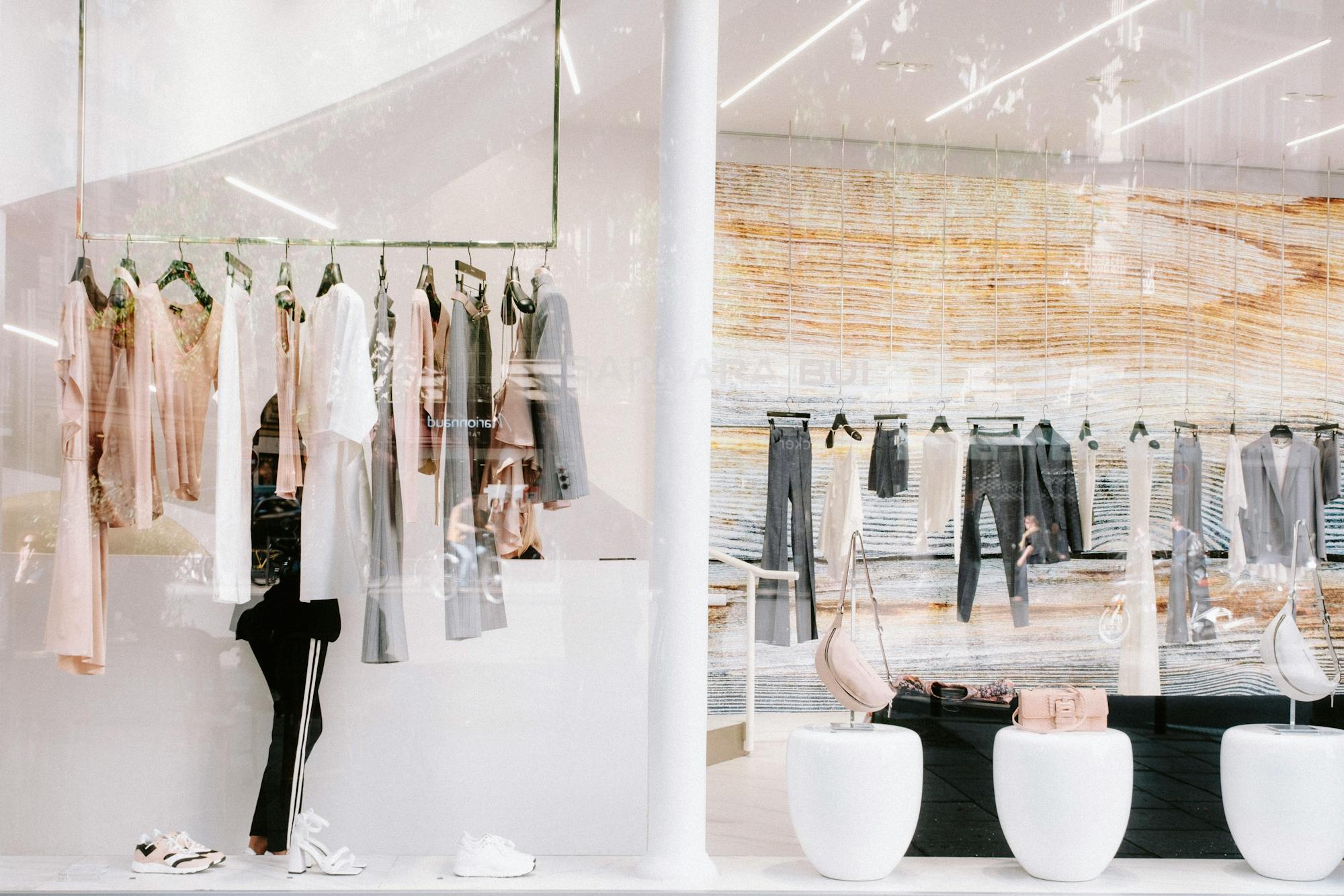 Retail Design — Mode-Boutique
